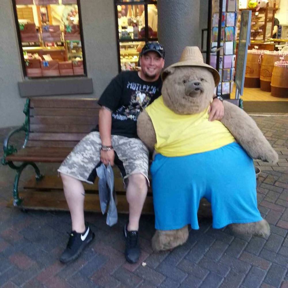 Meet your Posher, Joel